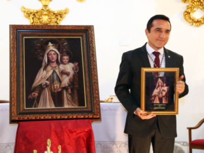 Triunfo de Antonio Montiel con la presentación del cartel de la Virgen del Carmen de la Hermandad de El Palo