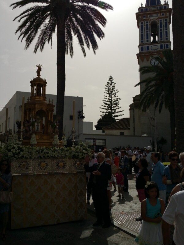 Cuatro entidades parroquiales instalarán altares el domingo para la procesión del Corpus Christi