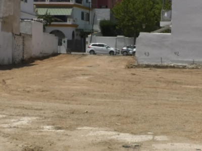 Acitur anuncia que el viernes abrirá el aparcamiento público en la avenida de Regla para favorecer la actividad comercial en el centro