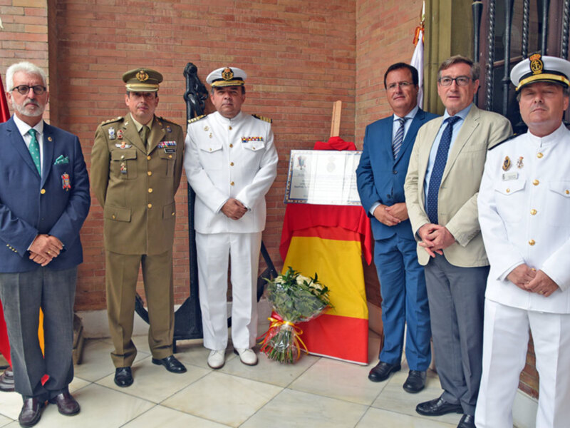 La H.N. M. Homenajeó a los caídos de la Armada Española en 1898