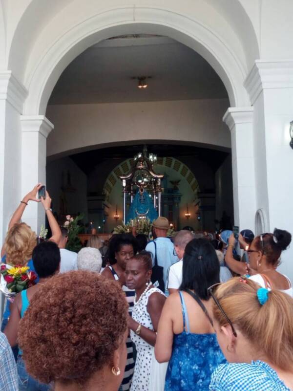 La Virgen de Regla de Cuba en procesión terrestre y marítima este 7 de septiembre