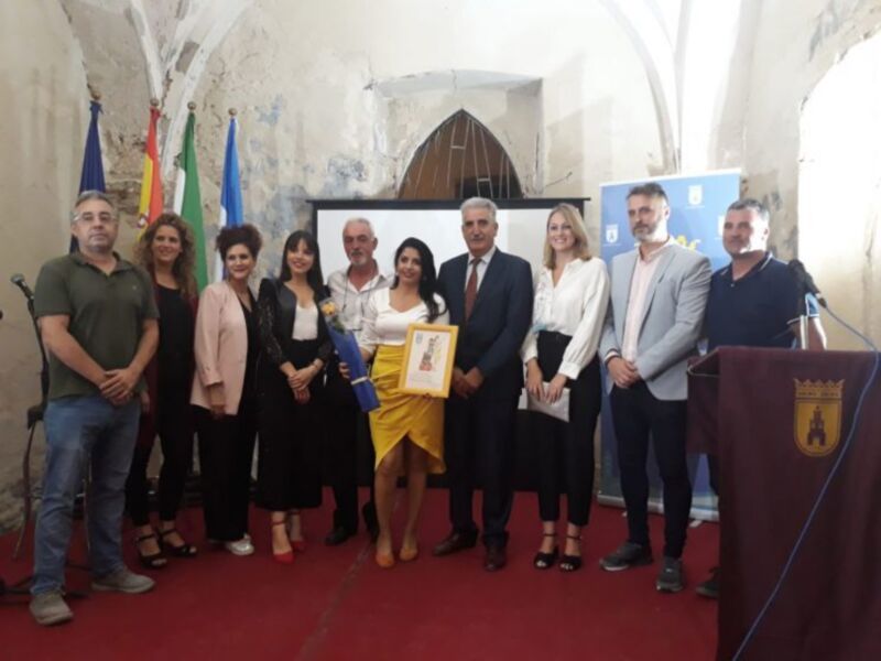 La bloguera Teresa Lorenzo recibe un homenaje por la promoción que realiza de Chipiona y apuesta por la calidad y un turismo sostenible
