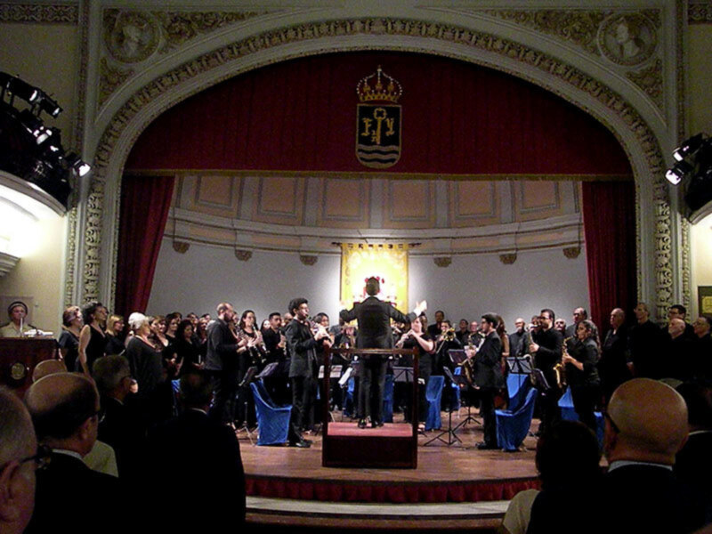 La Banda Sinfónica de Música de la Sociedad Musical ARS XXI, celebró el Concierto de la Hispanidad en la Cátedra General Castaño.