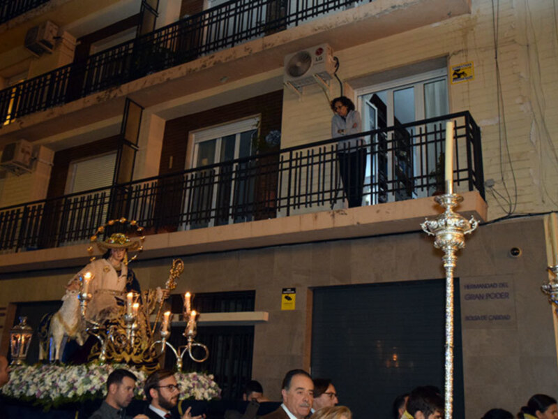 Vespertino  rosario con la Pastora de San Antonio.