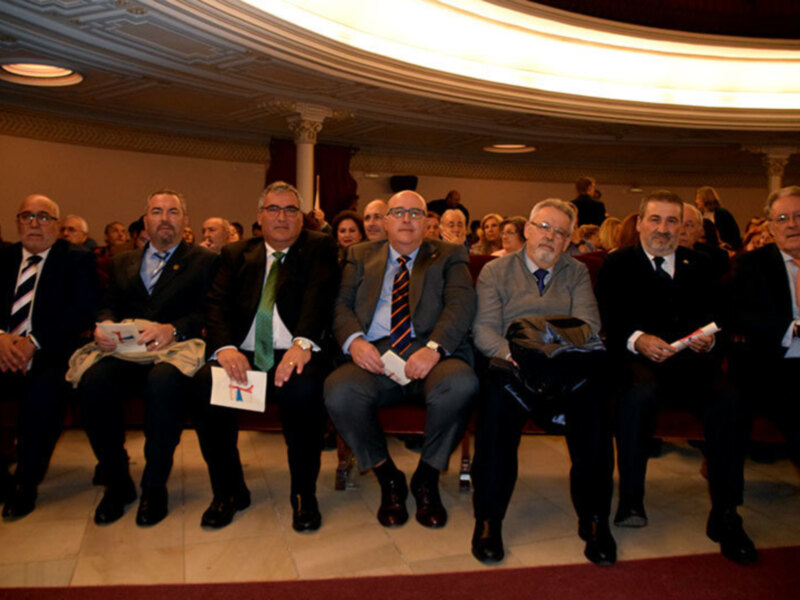 Acto en Capitanía General con la Hermandad de la Esperanza de la Trinidad