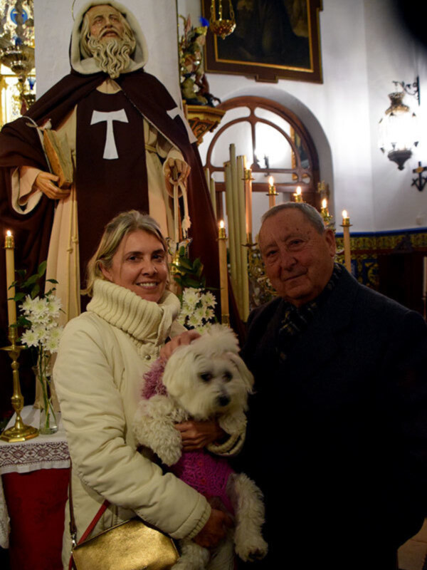 En la Capilla de la Calle Amparo se celebró la Bendición de animales de compañía
