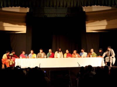 “Pasión y Triunfo” obra teatral en la que se narra la vida de  Cristo en la Hermandad de la Vera- cruz de Alcalá del Río