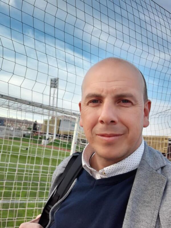 Alejandro Florido anuncia que Pedro Curtido será el director deportivo del Chipiona CF
