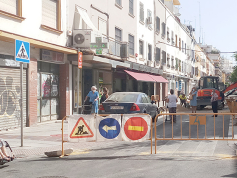 La seguridad de los ciudadanos en riesgo, por la falta de medidas de seguridad en obras.