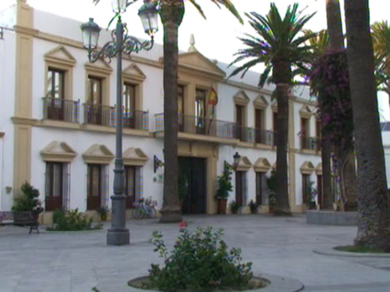 El pleno del Ayuntamiento de Chipiona abordará mañana la modificación de tres ordenanzas fiscales