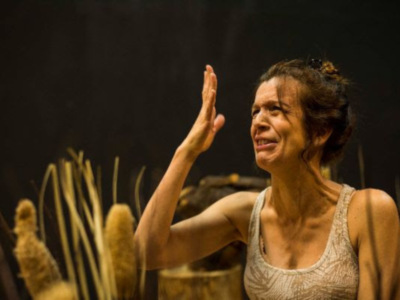 Teatro Central de Sevilla. 20 y 21 de noviembre tenemos gato presenta La perra (o la necesidad de ser amado)