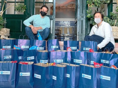  Ballenoil dona juguetes y dulces a la Residencia Infantil San Carlos de Chipiona, Cádiz