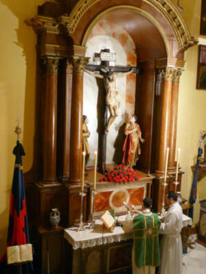 Misa de Réquiem en la Asociación de Fieles Cristo del Buen Fin de Alcalá del Río.