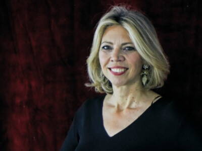 Marina Bernal le toma el pulso a la vida real a través de la mirada de 'Anónimos Infinitos 2', en librerías