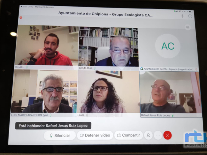 Laura Román informa del estudio con el CANS de iniciativas en el arbolado urbano de Chipiona