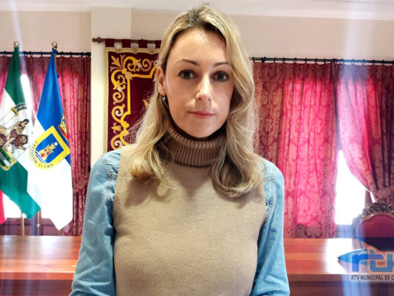 María Naval recuerda que hasta el 11 de febrero se pueden solicitar ayudas para el comercio minorista, de hostelería y agencias de viajes