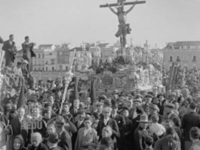  La película sonora más antigua sobre la Semana Santa de Sevilla desde 1927 a 1931),