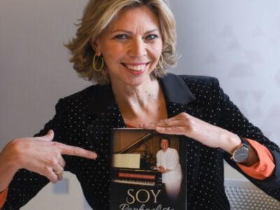 Crónica de la agencia EFE sobre el libro "Soy raphaelista" de Marina Bernal