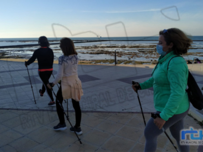 La primera Carrera de la Mujer de Chipiona superó todas las expectativas con más 200 participantes