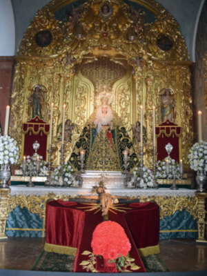 El Santísimo Cristo de la Vera-cruz preside el Viacrucis del Sábado de Pasión en Alcalá del Río