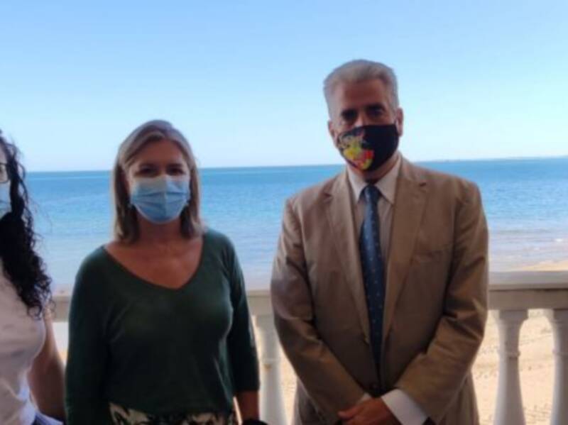 La flor cortada y la agricultura de Chipiona protagonistas de la revista ‘Sabores de Cádiz’ editada por la Junta de Andalucía 