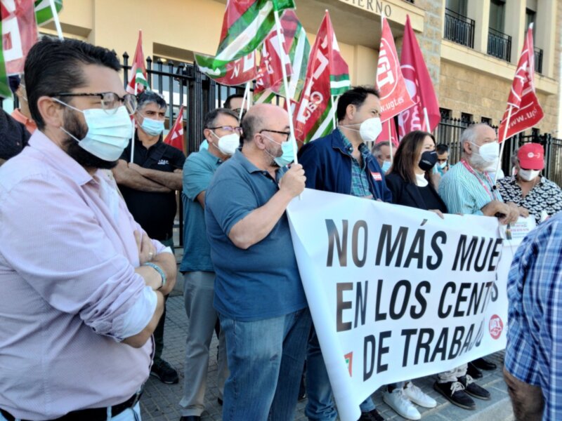 IU se une a la protesta sindical y exige a las administraciones “más inspecciones a las empresas para evitar nuevas muertes en el tajo”