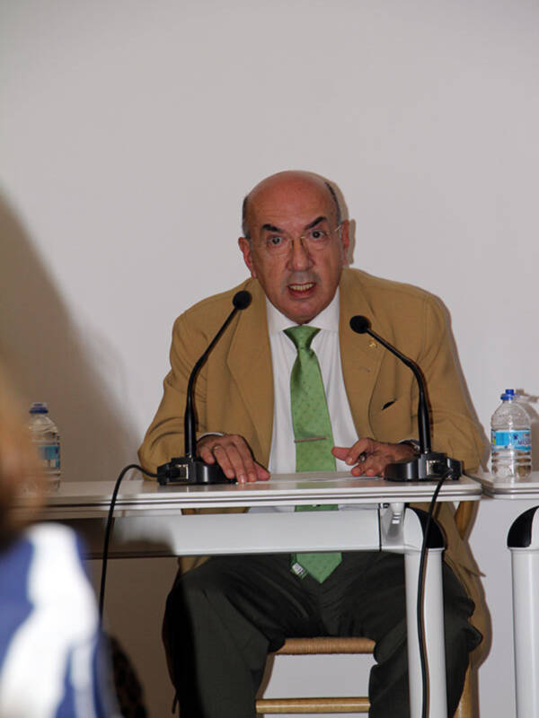 ANGEL MOLINÍ ESTRADA candidato, a la presidencia del Excmo. Ateneo de Sevilla 