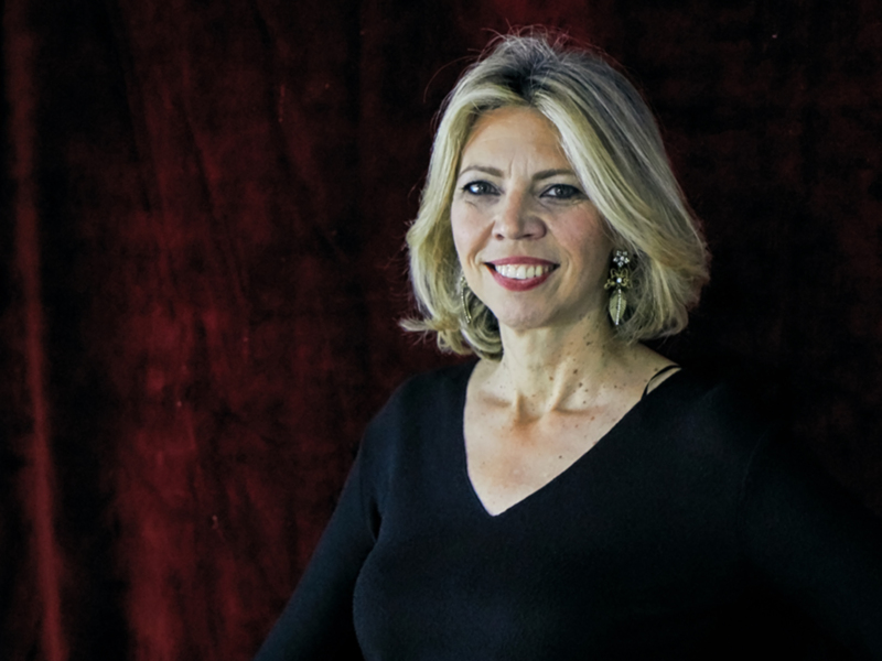 La periodista Marina Bernal Guerrero será la encargada de pronunciar el próximo sábado 27 de noviembre el Pregón de Navidad de Chipiona,