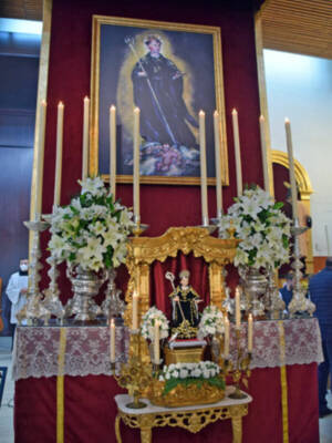  Emotiva bendición de la imagen de San Benito de Abad en la Parroquia sevillana de San Francisco de Asís 