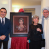 Antonio Montiel presenta el retrato de Rosa Francia, esposa del alcalde de Málaga en la Cámara de Comercio