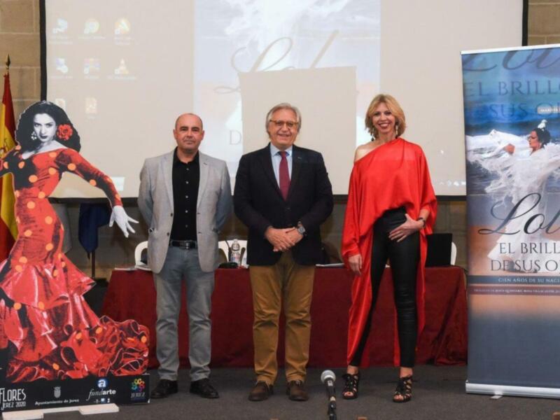 Presentado en Jerez el libro “Lola, el brillo de sus ojos”, de Marina Bernal