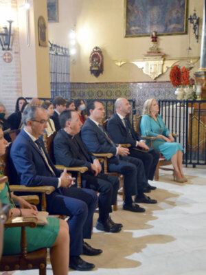 Manuel Gregorio Velasco González divulgó la XXIV Exaltación de la Santa Cruz de Alcalá del Río  