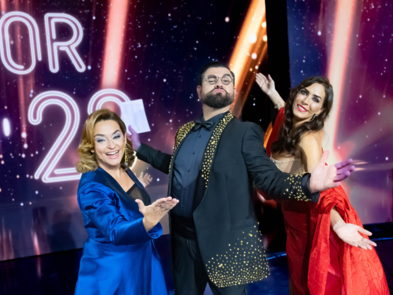 Manu Sánchez, Toñi Moreno y Teresa Martín presentan la gala de Fin de Año de Canal Sur, "A por 2023"