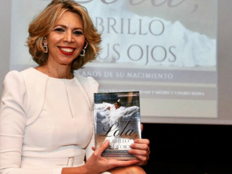 Lola el brillo de sus ojos de Marina Bernal en la revista Pronto