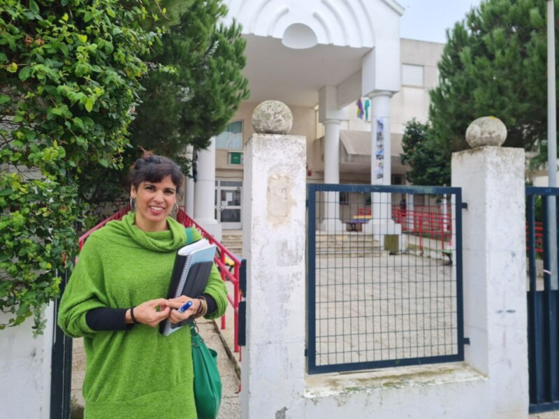 Primer día de Teresa Rodríguez en su instituto público tras cumplir con el compromiso de 8 años de diputada
