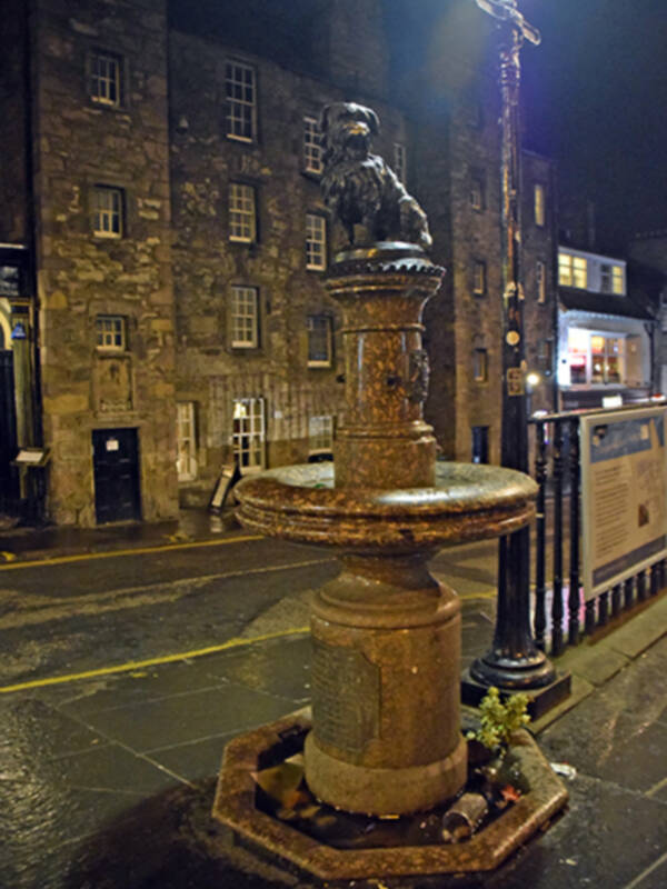 La historia del perrito Bobby más famoso de Edimburgo