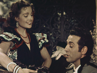 Carmen Sevilla, Luis Mariano y Angustias Albaicín, en "Violetas imperiales"