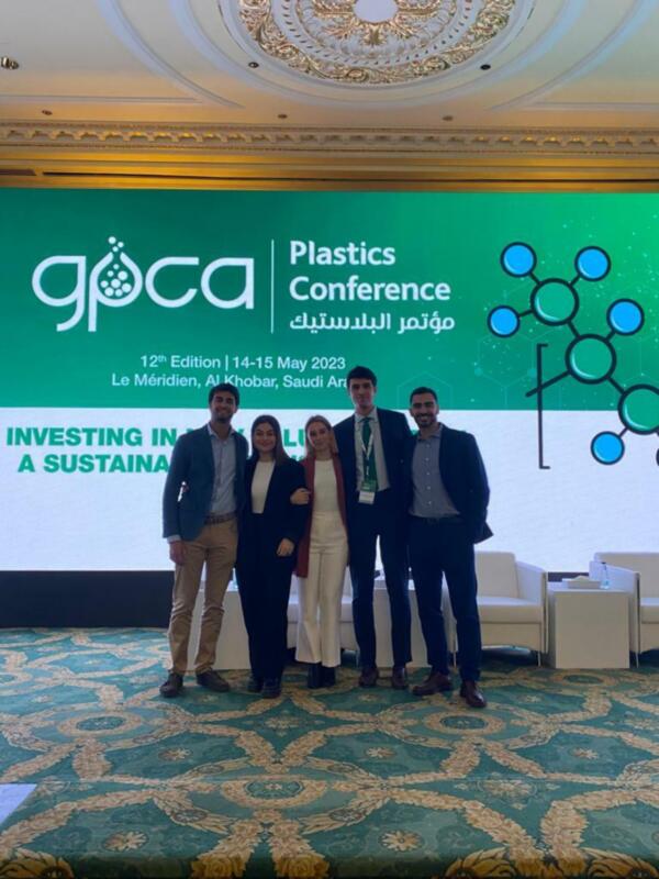 Carlos Casal y Javier Martínez, dos jóvenes ingenieros sevillanos premiados en Arabia Saudí. *