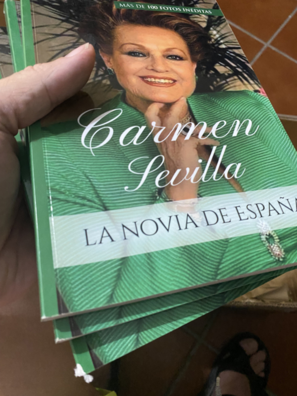 Crónica del libro Carmen Sevilla , La novia de España en la agencia EFE