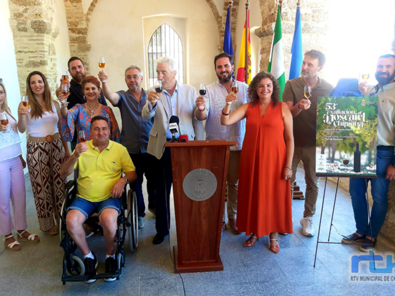 Presentada la Exaltación al Vino Moscatel de Chipiona que realizará Paz de Alarcón y en la que Diego Tirado Blanco recibirá la Parra de Oro 