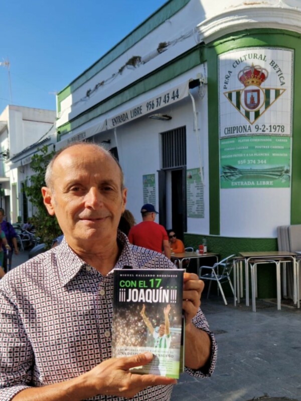 Juan Carlos Sáenz  conducirá la presentación del libro de Joaquín el 25 de agosto en Chipiona 