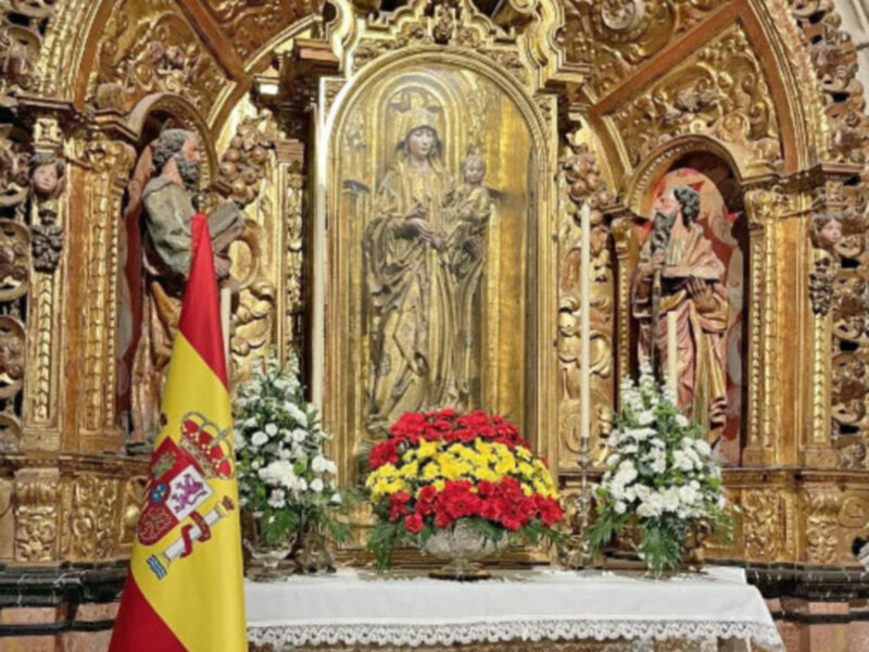 Continúa abierta la capilla de la Virgen del Pilar en la Catedral de Sevilla