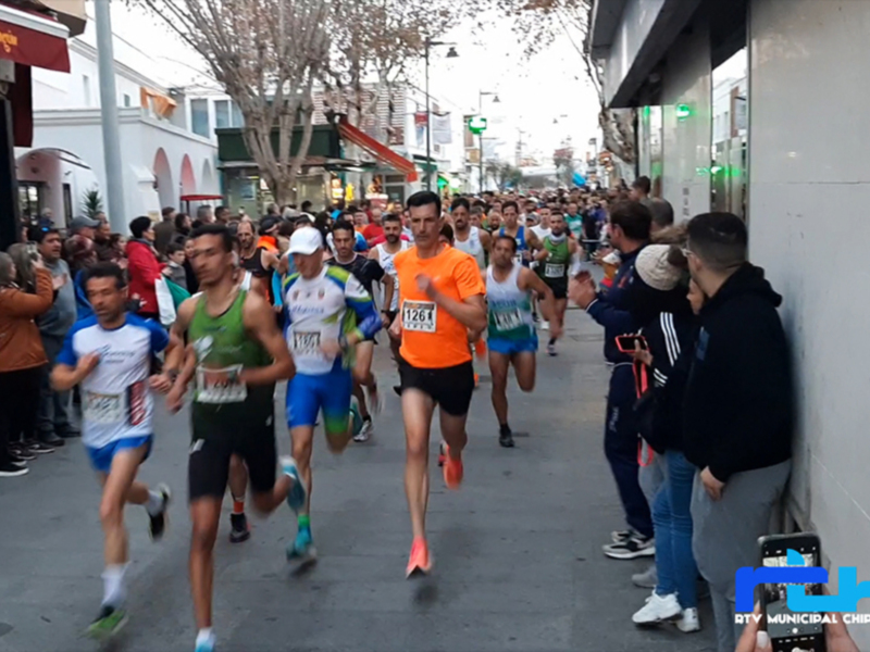 Casi 450 participantes en la gran fiesta deportiva navideña de la Carrera Popular San Silvestre de Chipiona  