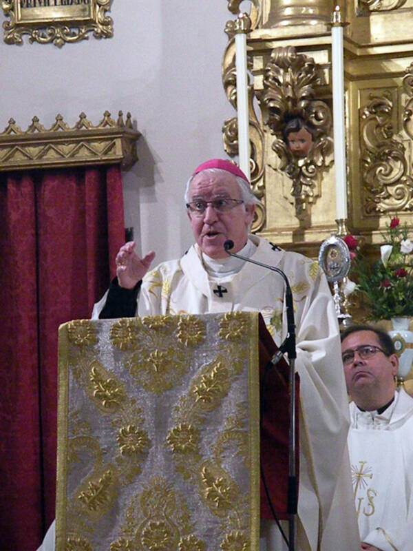 El arzobispo de Sevilla, José Ángel Saiz Meneses, ha presidido la celebración del patronazgo de San Francisco de Sales 