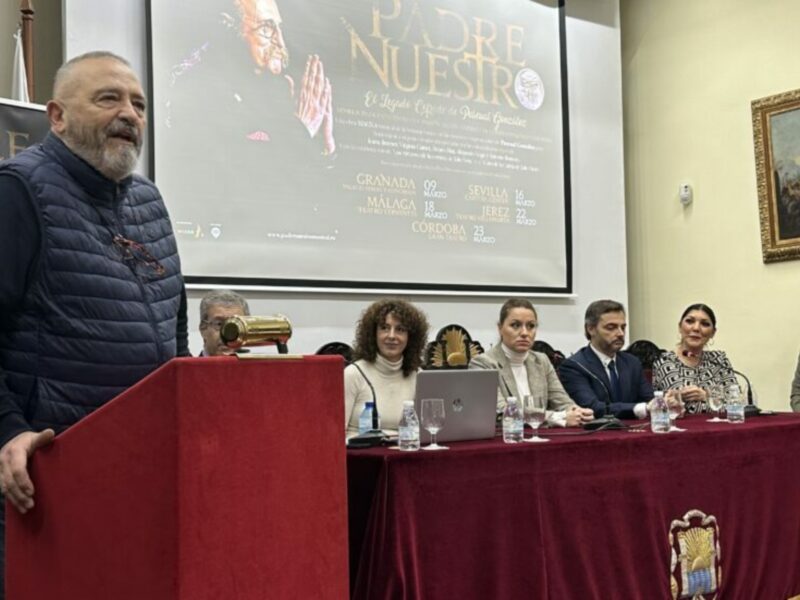 El Ateneo de Sevilla acoge la presentación de “Padre Nuestro. El legado cofrade de Pascual González”
