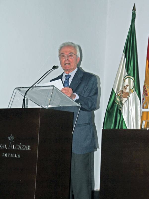 La conferencia fue organizada por la Plataforma en Defensa del Mundo Hispánico 