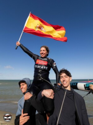 Triunfo del Club Náutico Sevilla en la Copa del Mundo de wingfoil