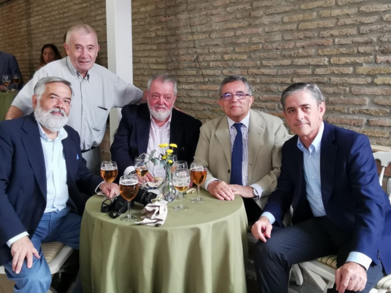 Presentación del libro Historia de una taberna, el Rinconcillo de Sevilla