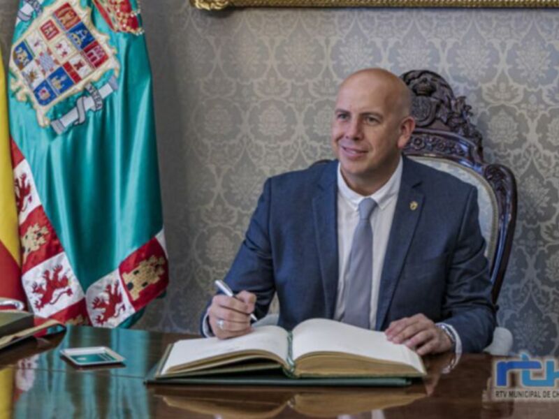 El fútbol y el deporte chipionero celebran la designación de Pedro Curtido como presidente de la Federación Andaluza