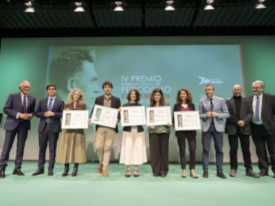  ‌‌ La reivindicación del "periodismo honesto" y el "compromiso con la verdad", donde "la IP (integridad periodística) gana a la IA